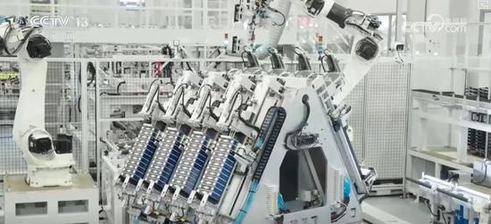 智能引擎驱动变革 工业互联网与AI共筑传统制造业智慧未来